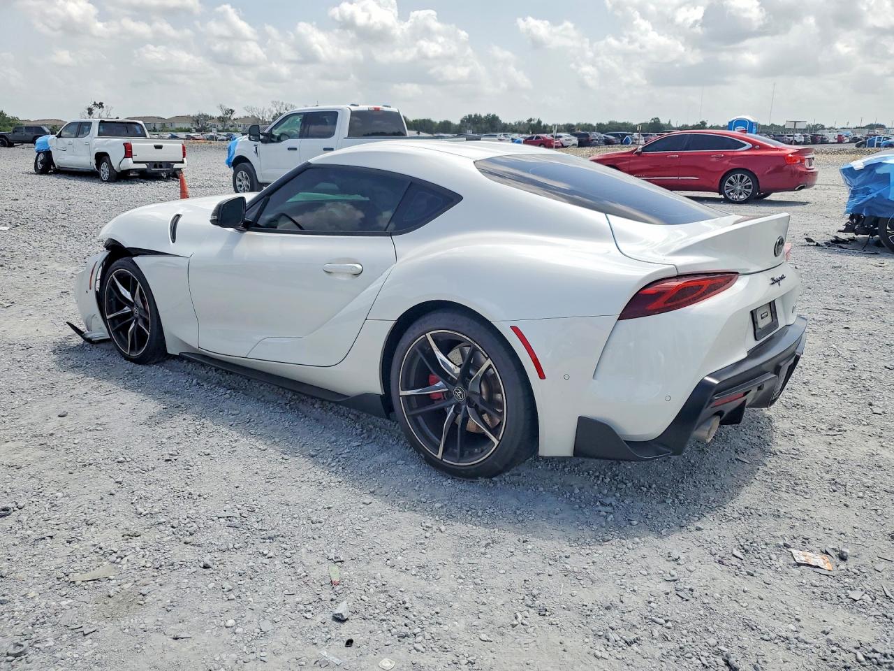 WZ1DB0C07NW048091 · 2022 TOYOTA GR SUPRA · 2/12