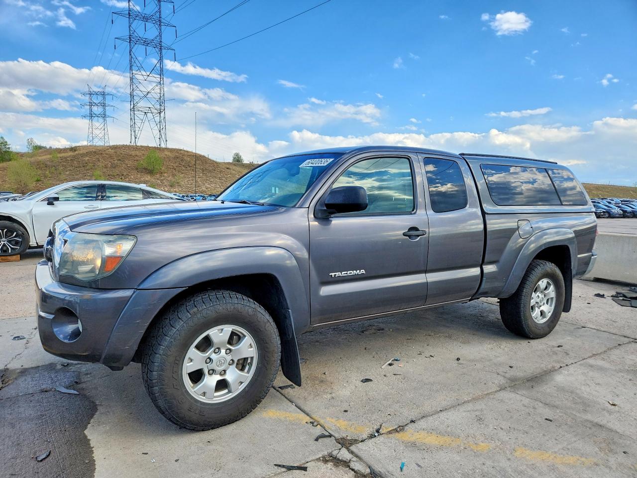 5TFUU4EN6BX015534 · 2011 TOYOTA TACOMA