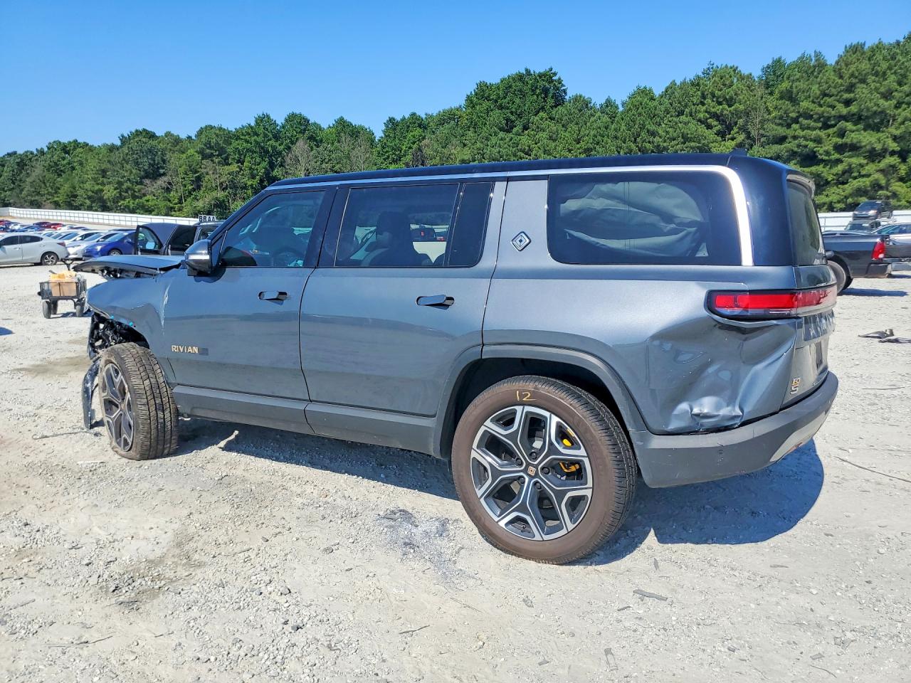 7PDSGABL3PN020878 · 2023 RIVIAN R1S · 2/12