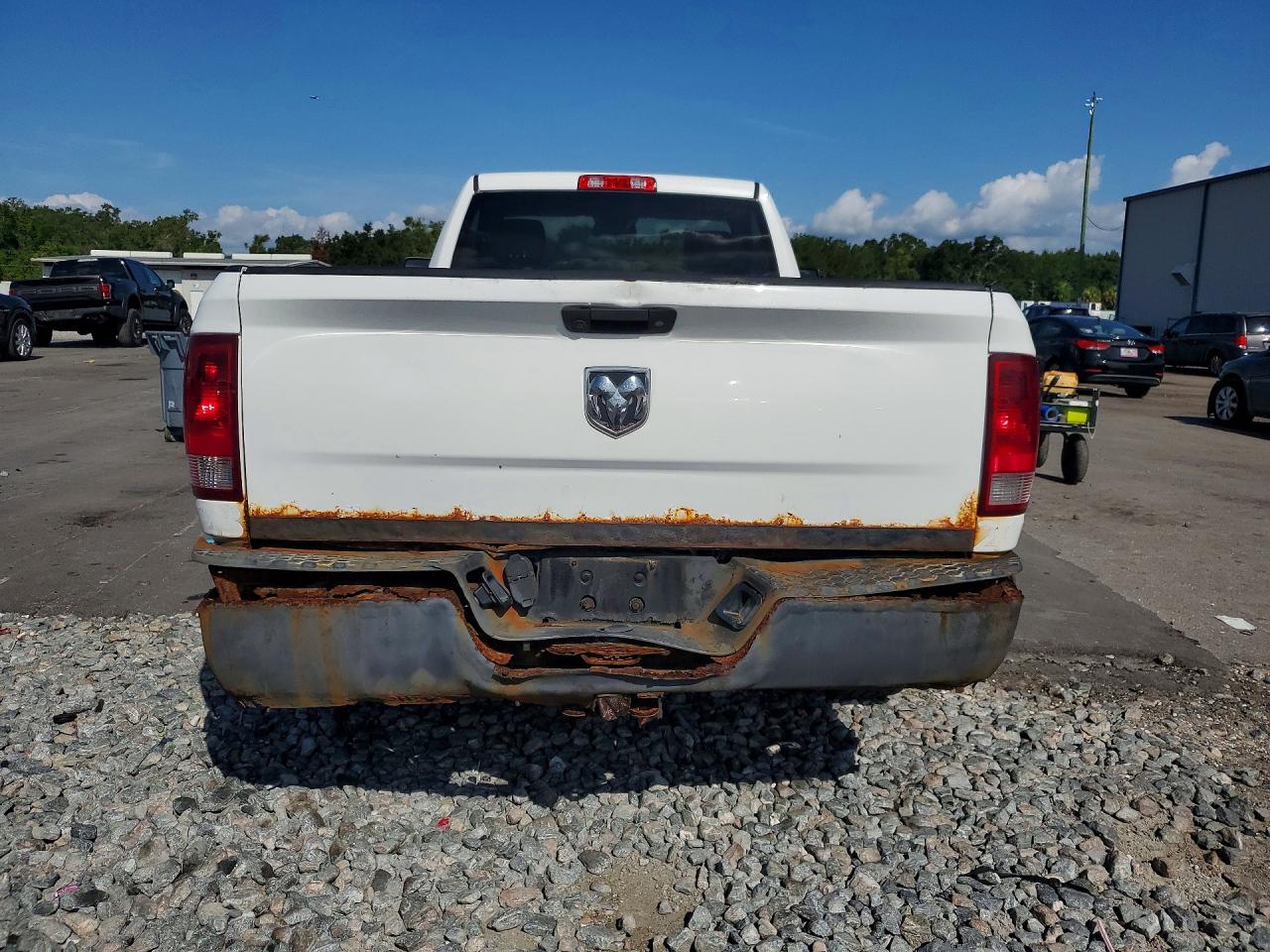 3C6JR6DG2KG705912 · 2019 RAM 1500 CLASSIC · 6/12