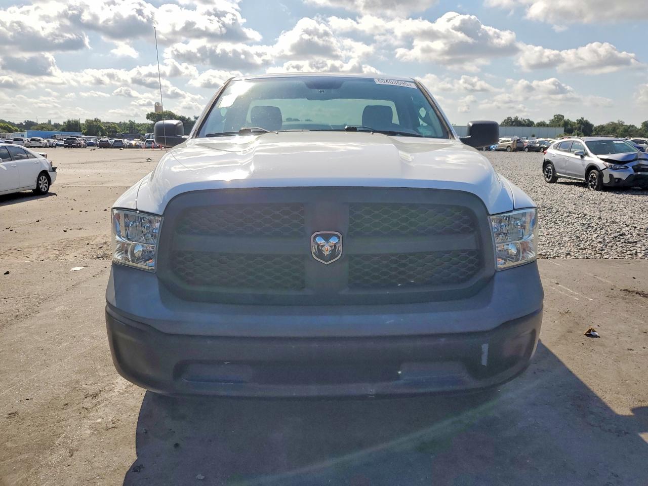 3C6JR6DG2KG705912 · 2019 RAM 1500 CLASSIC · 5/12