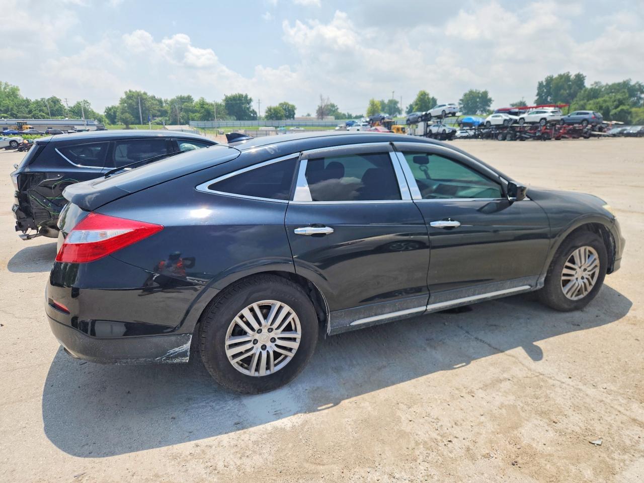 5J6TF3H34FL002458 · 2015 HONDA CROSSTOUR · 3/13