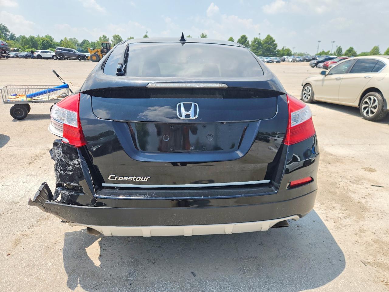 5J6TF3H34FL002458 · 2015 HONDA CROSSTOUR · 6/13
