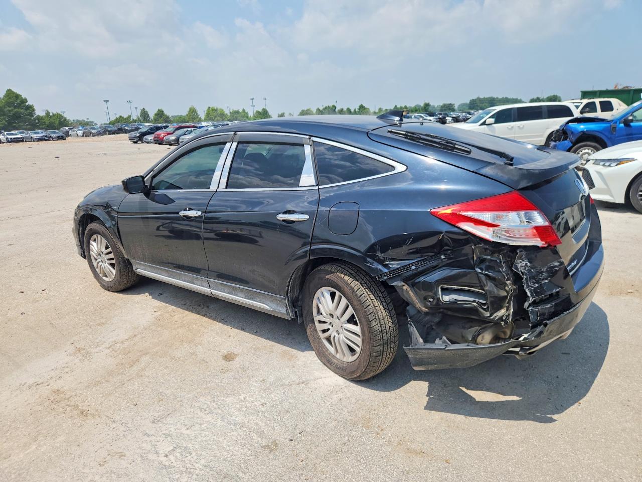 5J6TF3H34FL002458 · 2015 HONDA CROSSTOUR · 2/13
