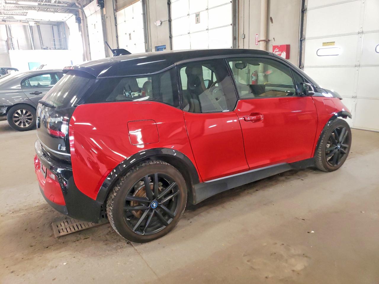 WBY7Z8C52JVB86740 · 2018 BMW I3 · 3/12