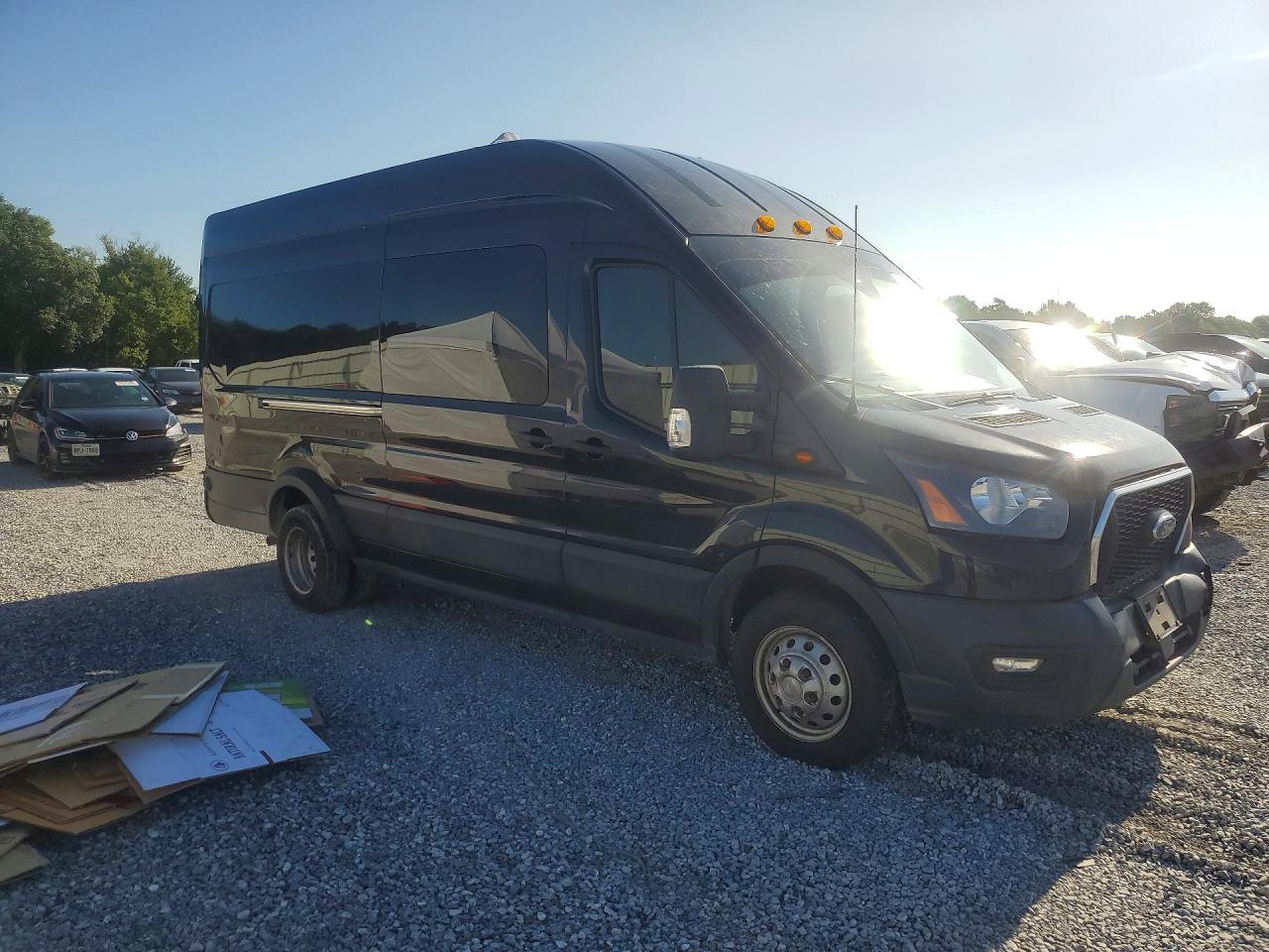 1FTBF4X89RKA05516 · 2024 FORD TRANSIT · 4/14
