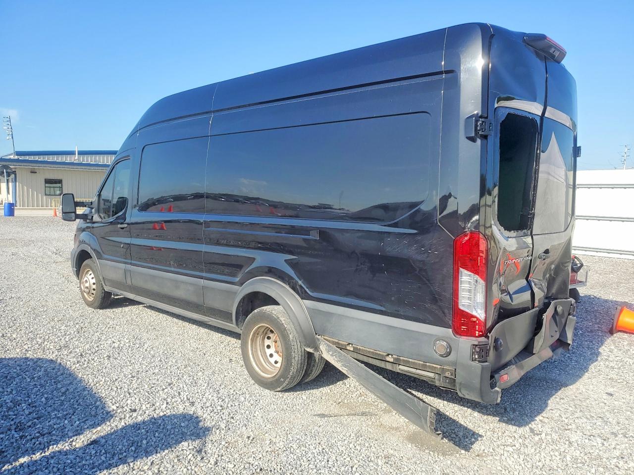 1FTBF4X89RKA05516 · 2024 FORD TRANSIT · 2/14
