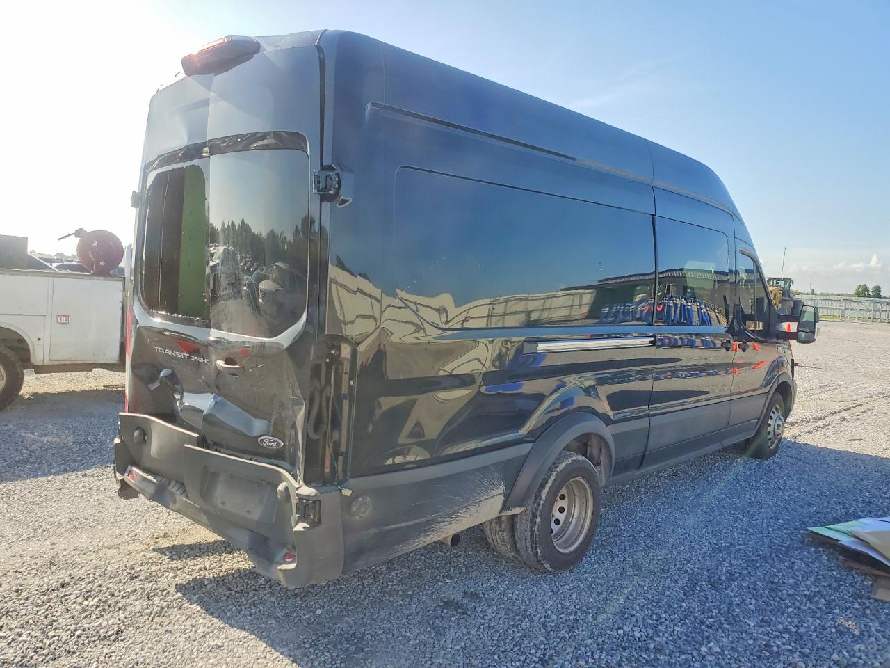 1FTBF4X89RKA05516 · 2024 FORD TRANSIT · 3/14