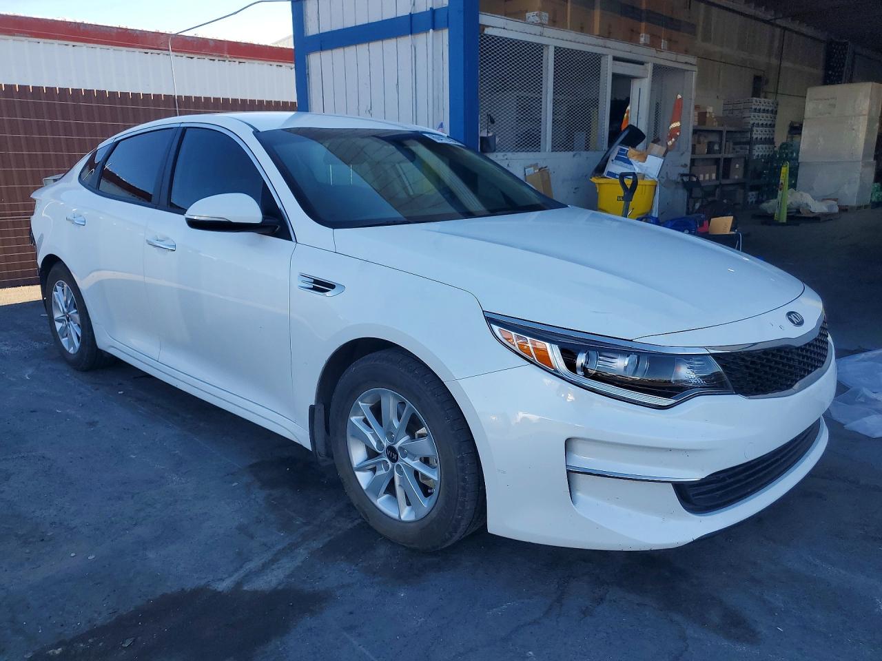 KNAGT4L32G5088725 · 2016 KIA OPTIMA · 4/13