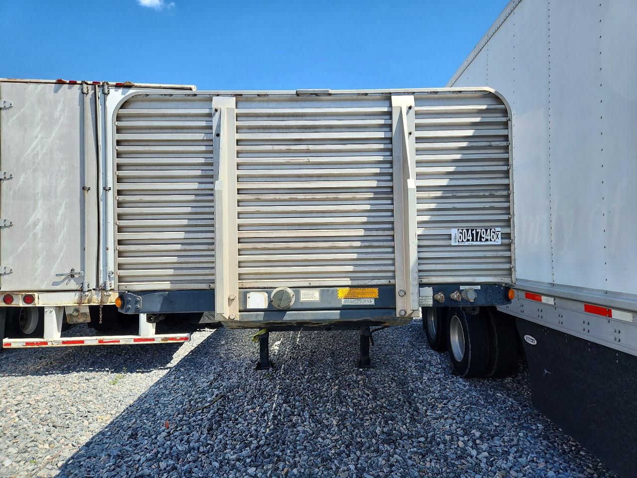 1UYFS2485FA405601 · 2015 UTILITY FS2CHS · 5/9