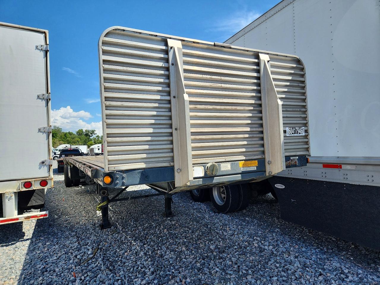 1UYFS2485FA405601 · 2015 UTILITY FS2CHS · 4/9