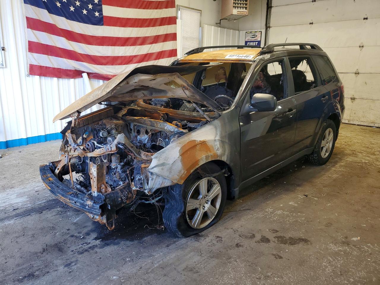 JF2SHABC6DH443647 · 2013 SUBARU FORESTER