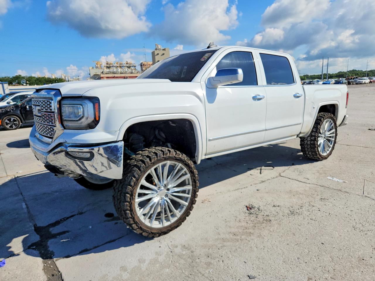 3GTP1NEC3JG485257 · 2018 GMC SIERRA