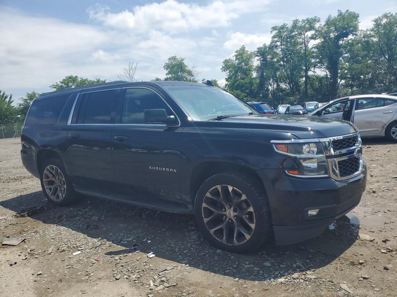 1GNSKJKC3FR615556 · 2015 CHEVROLET SUBURBAN · 4/13