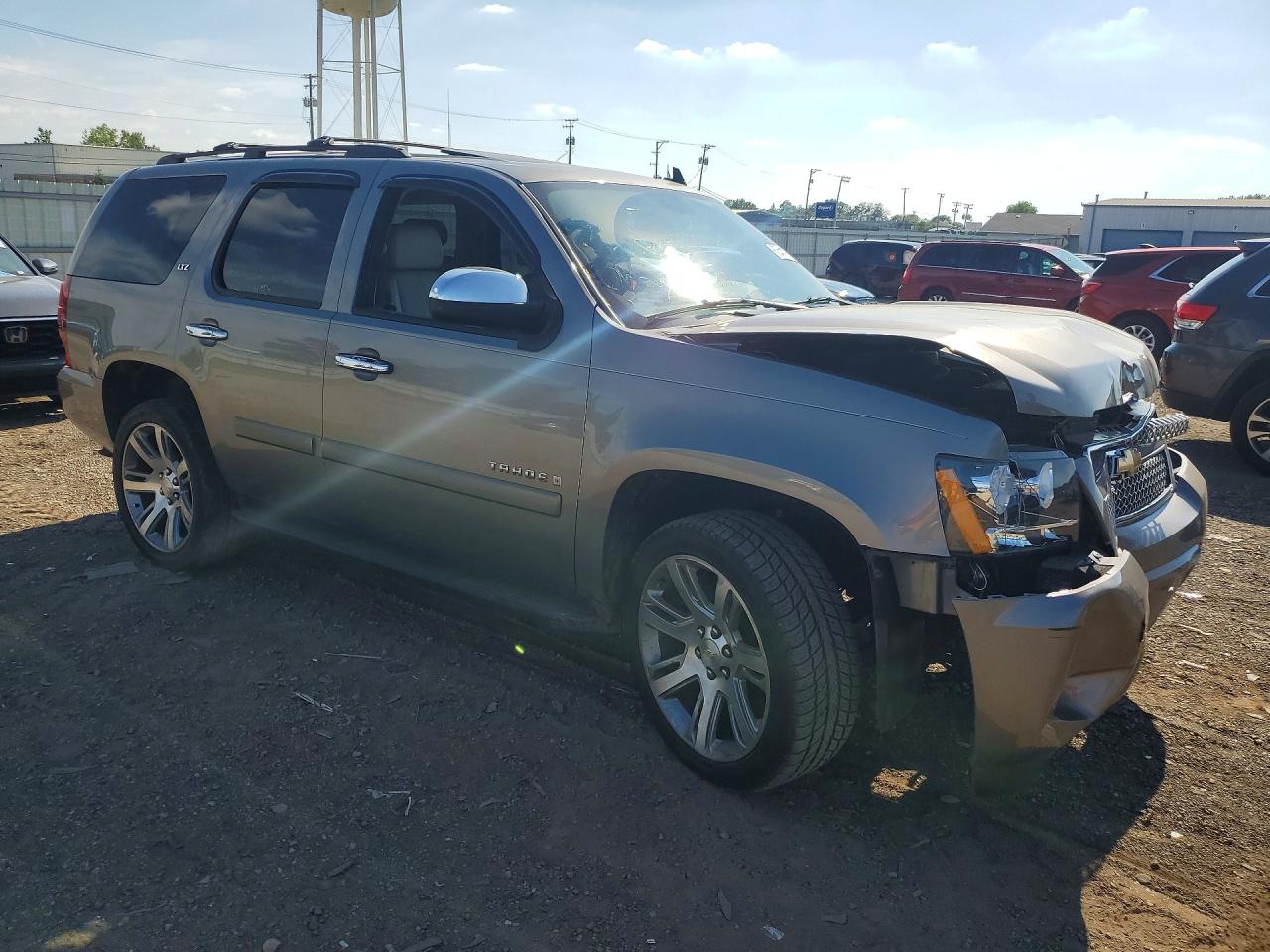 1GNFK13058R105945 · 2008 CHEVROLET TAHOE · 4/13