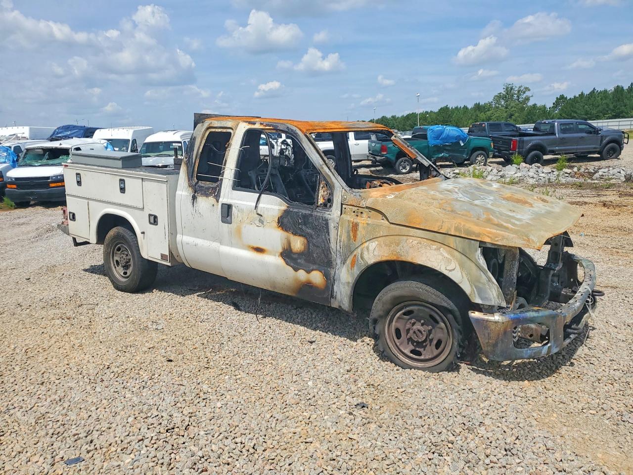 1FT7X2B67GEB19264 · 2016 FORD F250 · 4/12