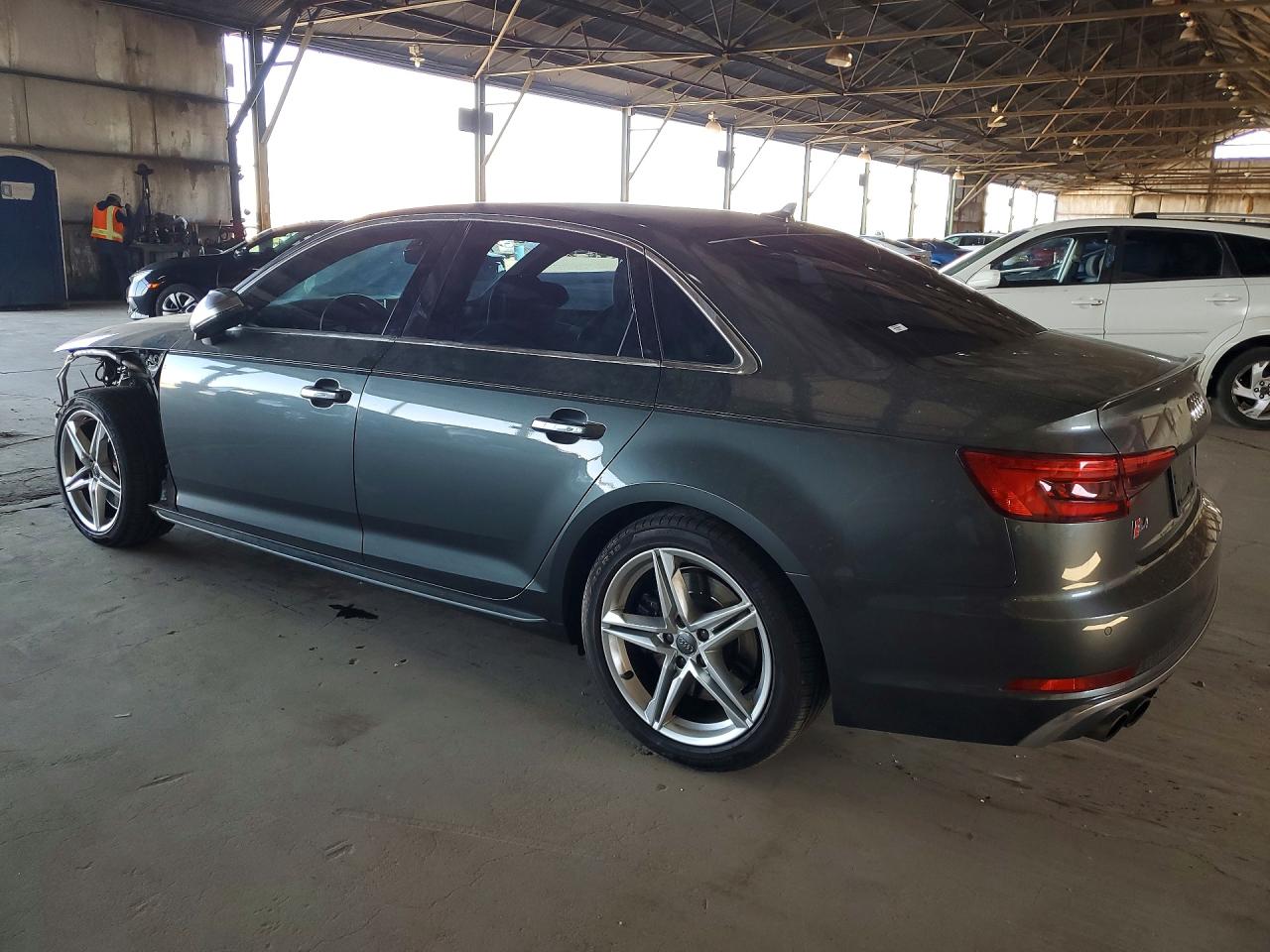 WAUB4AF41JA003611 · 2018 AUDI S4 · 2/12