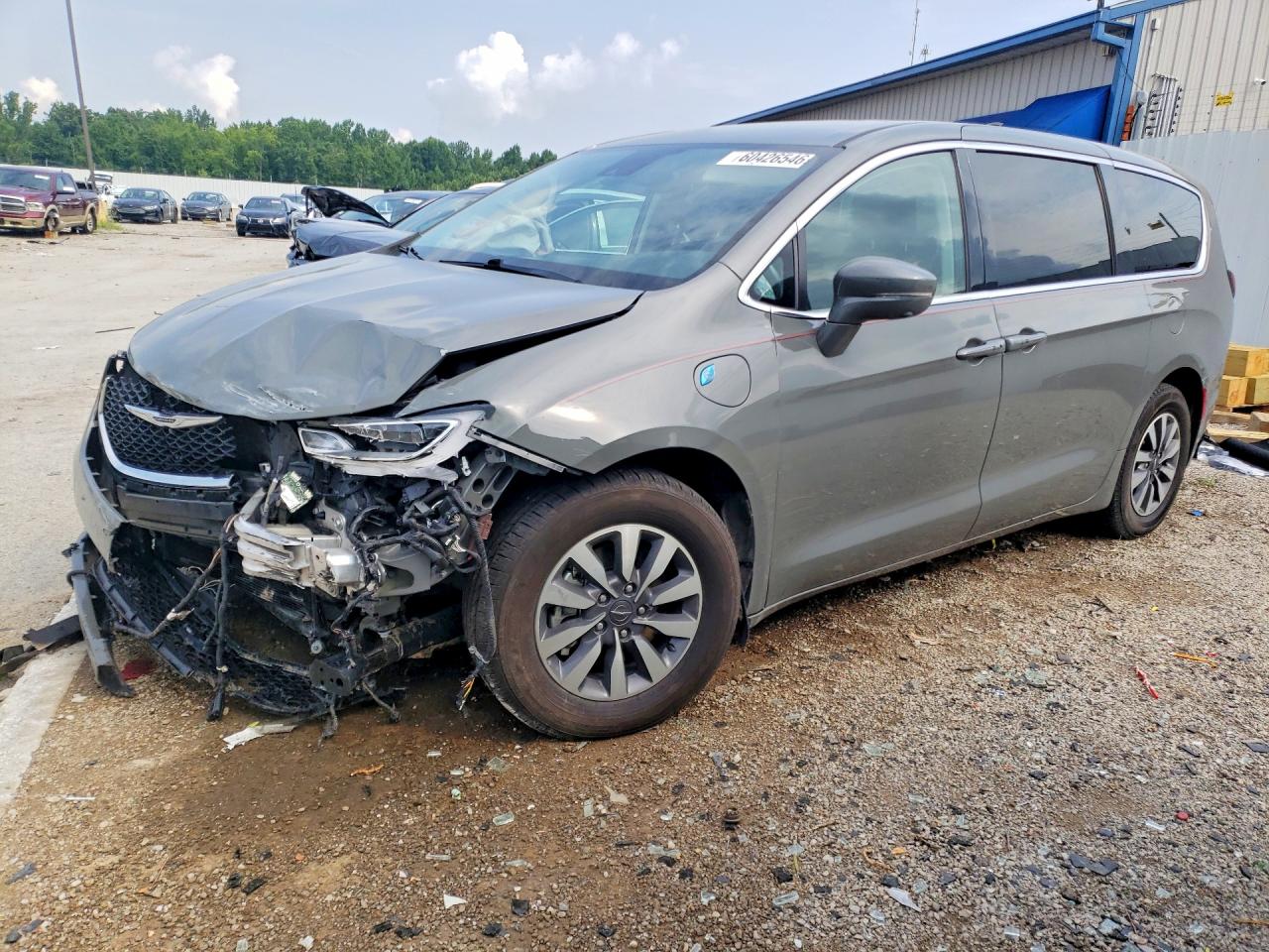 2022 CHRYSLER PACIFICA