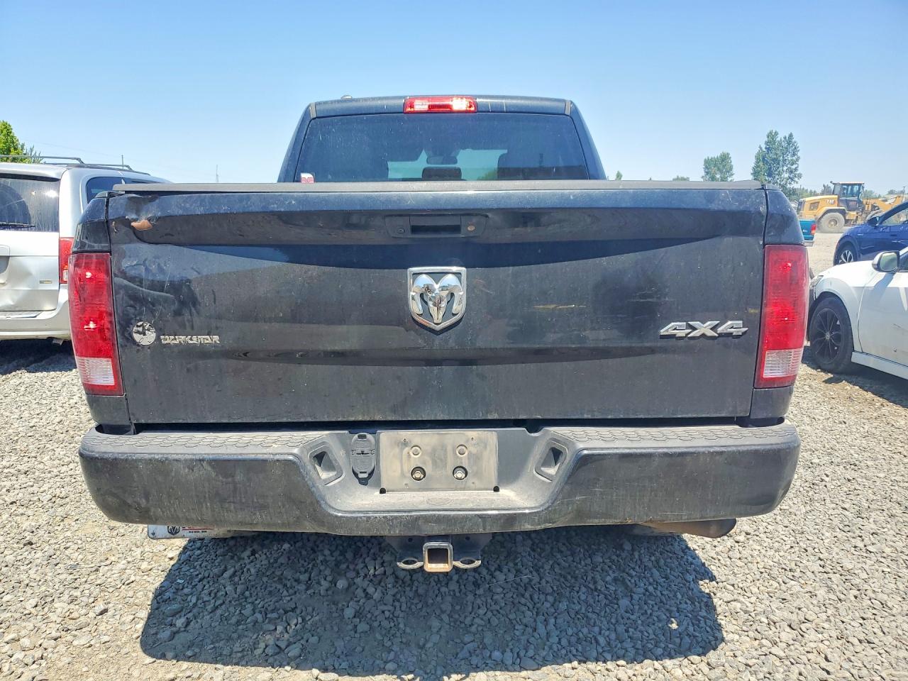 1C6RR7FGXJS269968 · 2018 RAM 1500 · 6/12