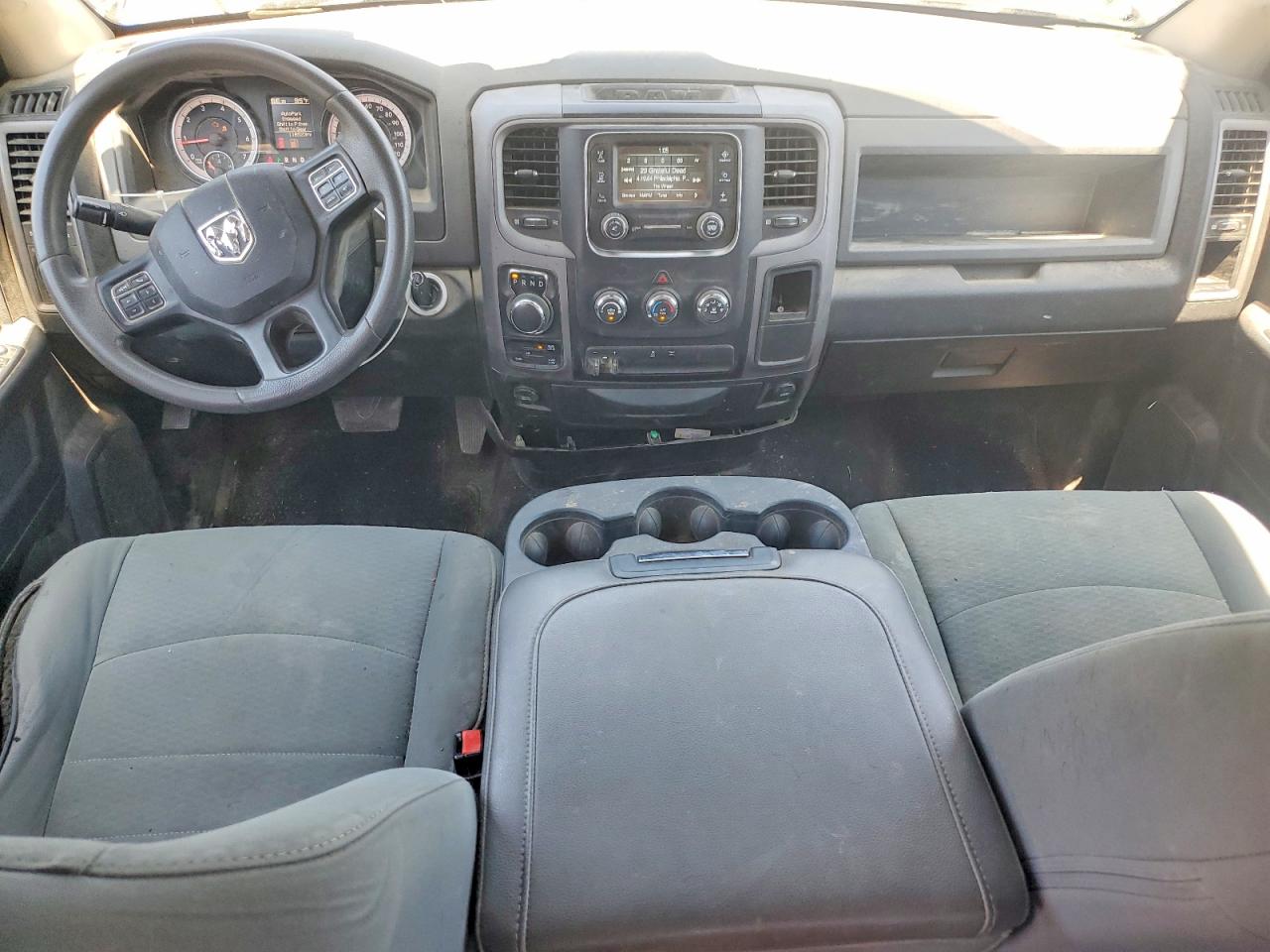 1C6RR7FGXJS269968 · 2018 RAM 1500 · 8/12