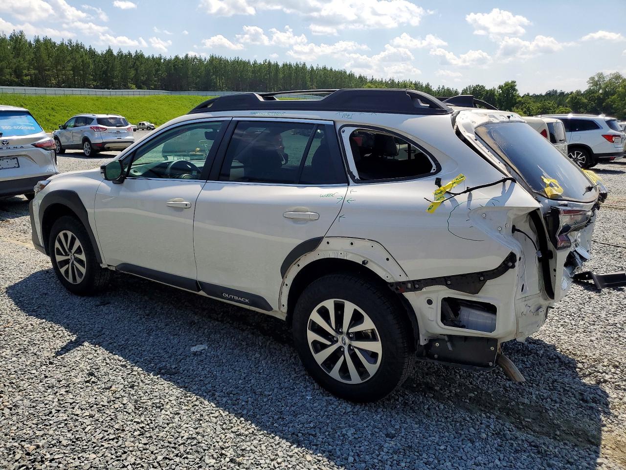 4S4BTAFC5S3213420 · 2025 SUBARU OUTBACK · 2/13
