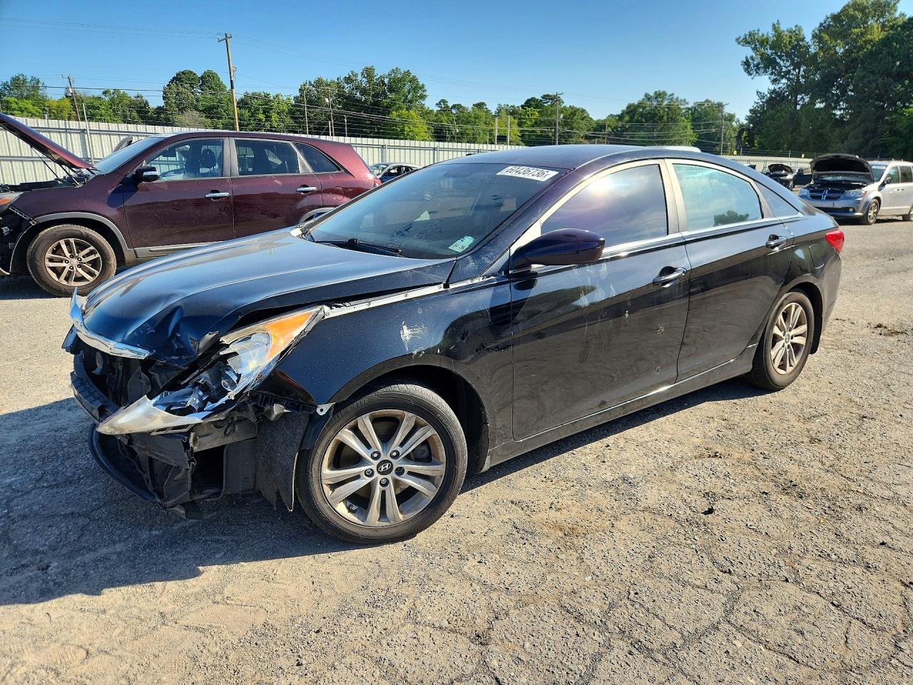 5NPEB4AC4DH698444 · 2013 HYUNDAI SONATA