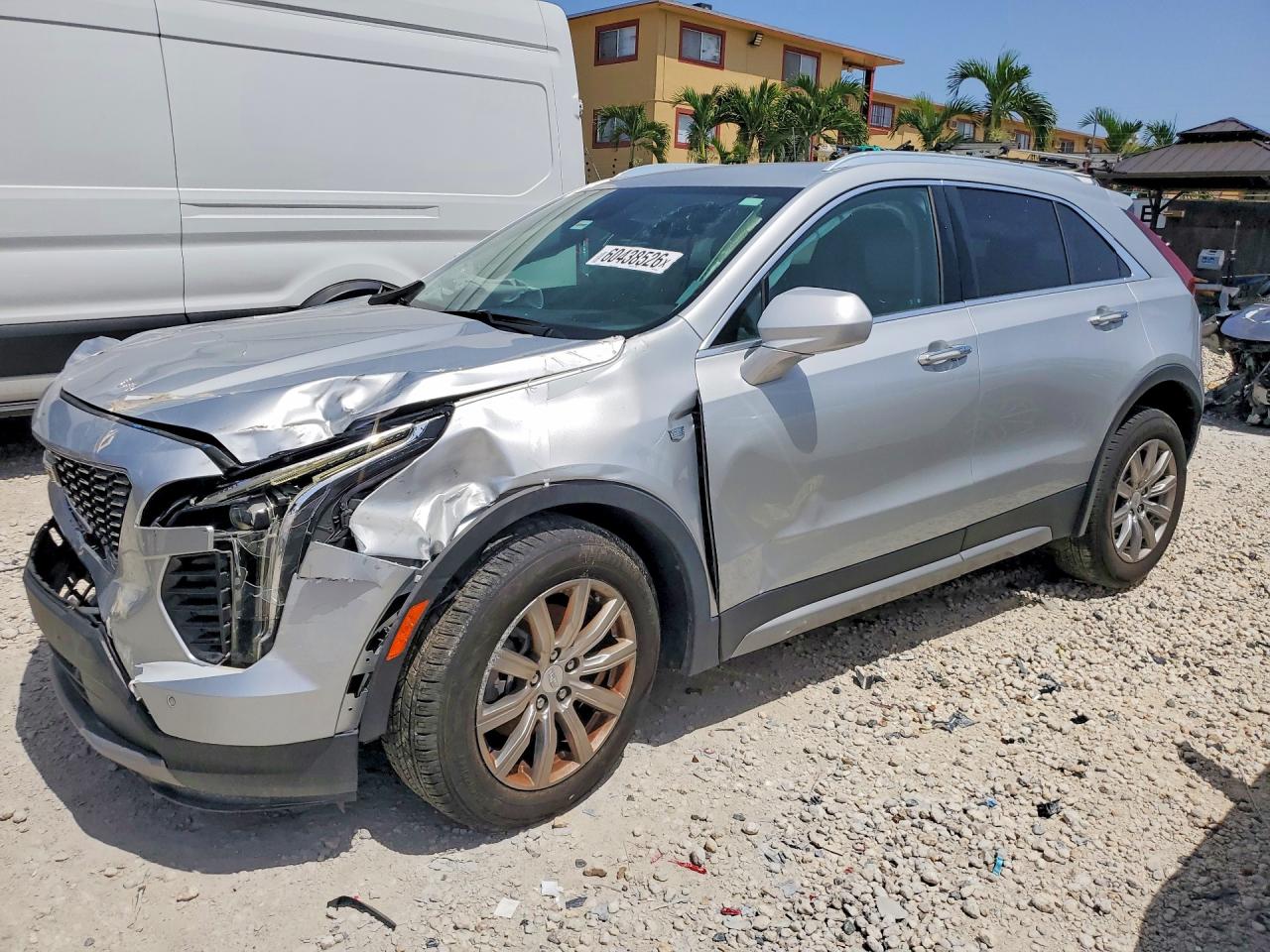 1GYFZCR47LF057069 · 2020 CADILLAC XT4