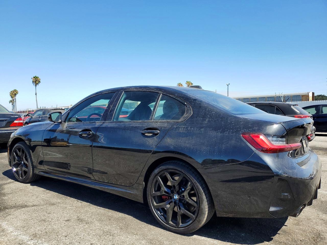 3MW69CW09S8F25184 · 2025 BMW 330I · 2/13
