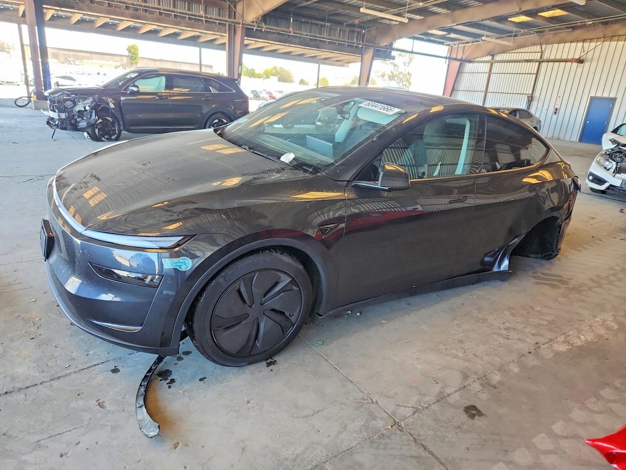7SAYGDEE7TF346436 · 2026 TESLA MODEL Y