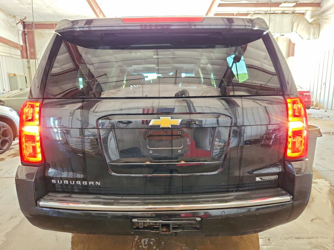 1GNSKJKC6HR182382 · 2017 CHEVROLET SUBURBAN · 6/14