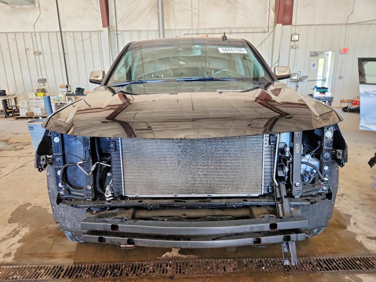 1GNSKJKC6HR182382 · 2017 CHEVROLET SUBURBAN · 5/14