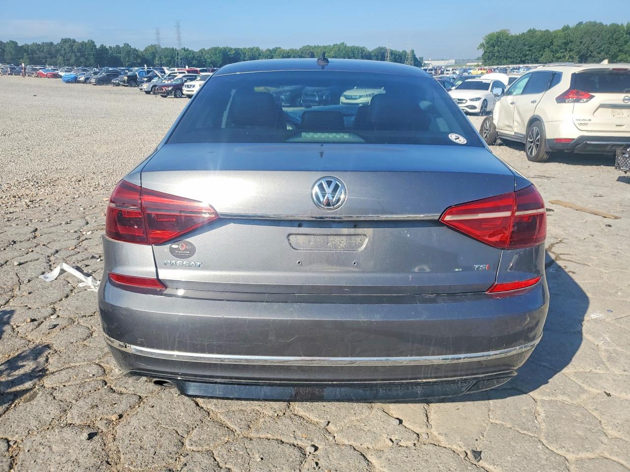 1VWDT7A3XHC032777 · 2017 VOLKSWAGEN PASSAT · 6/12