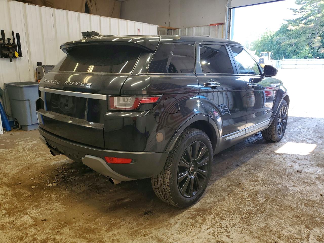 SALVR2BG1GH089289 · 2016 LAND ROVER RANGE ROVER EVOQUE · 3/13