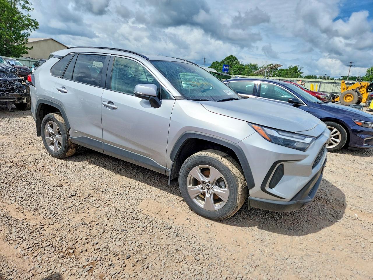 2T3RWRFVXSW264404 · 2025 TOYOTA RAV4 HYBRID · 4/14