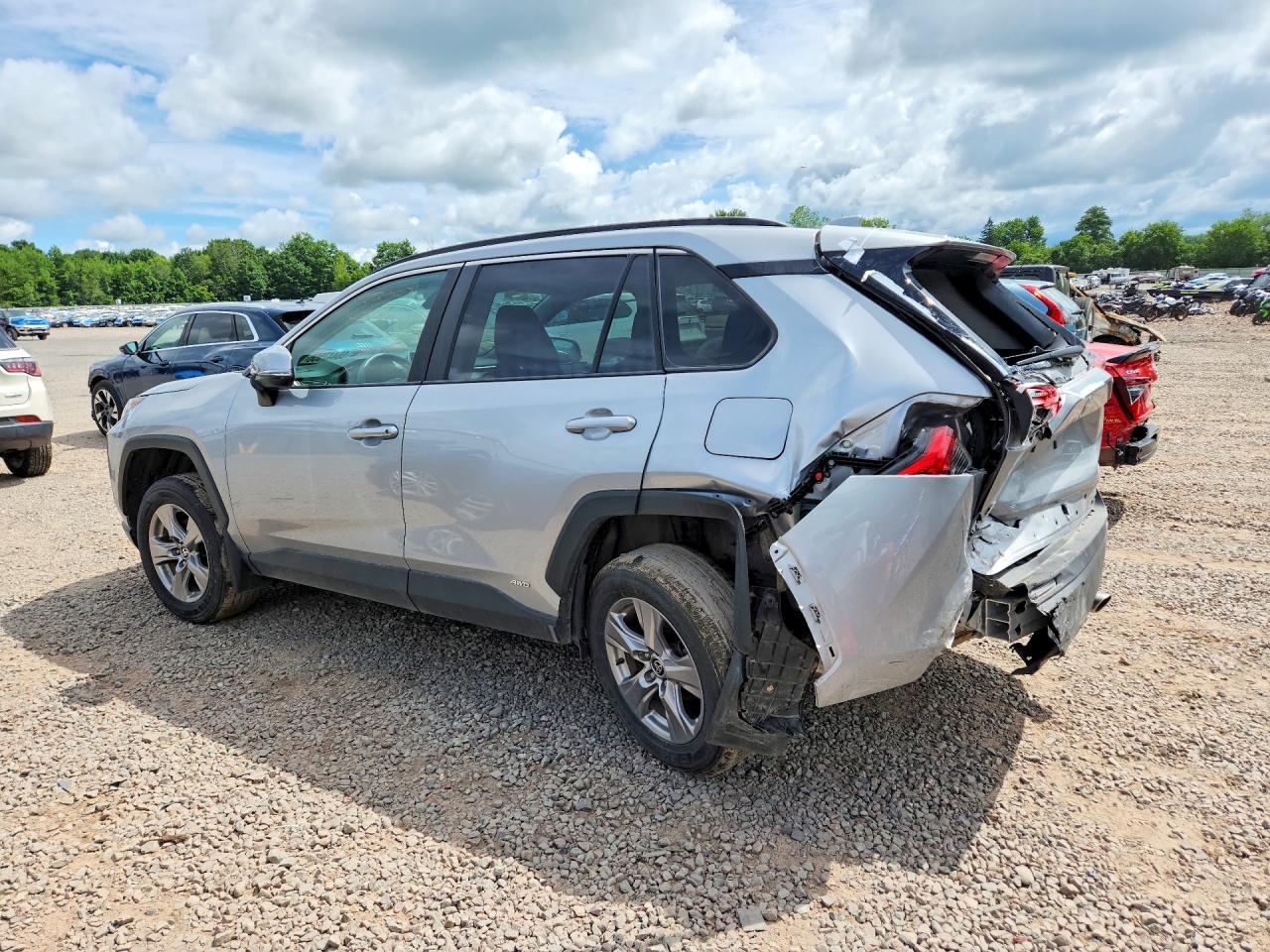 2T3RWRFVXSW264404 · 2025 TOYOTA RAV4 HYBRID · 2/14