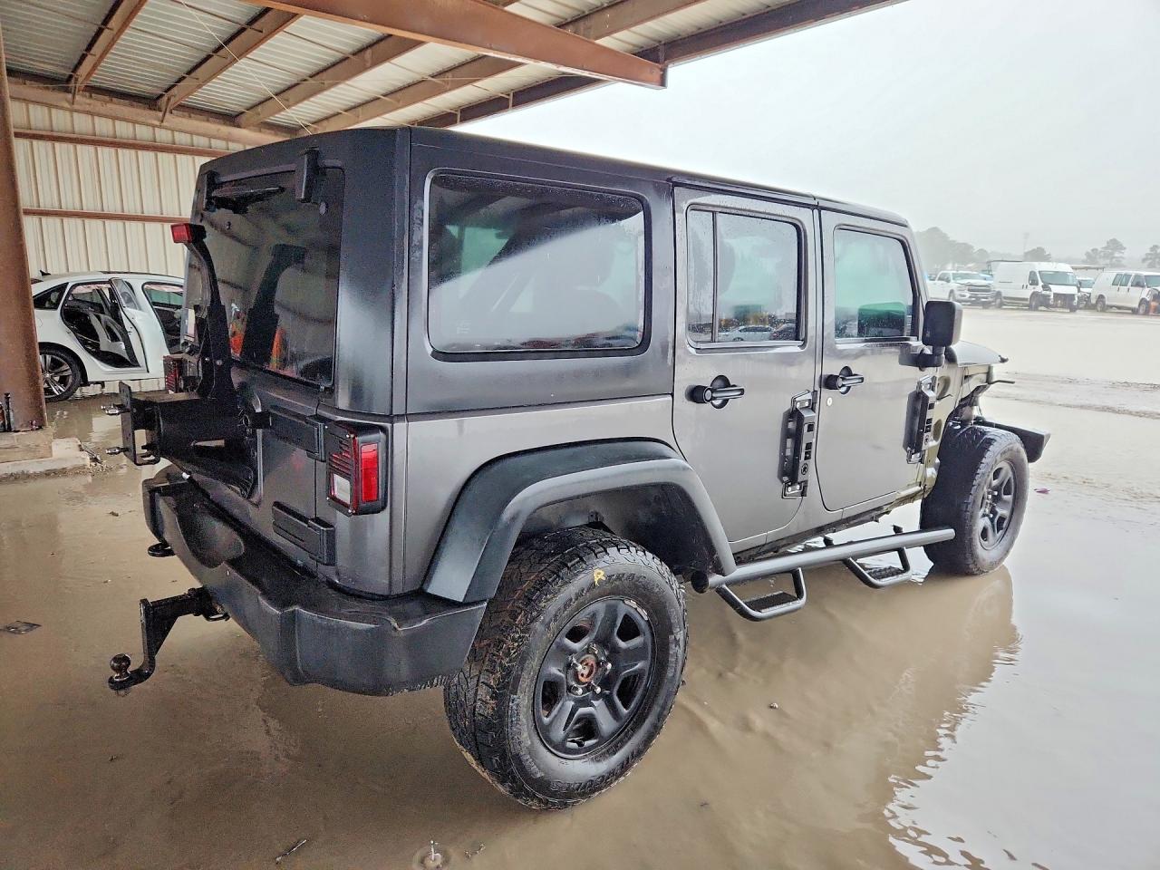 1C4BJWDG2JL861857 · 2018 JEEP WRANGLER UNLIMITED · 3/12