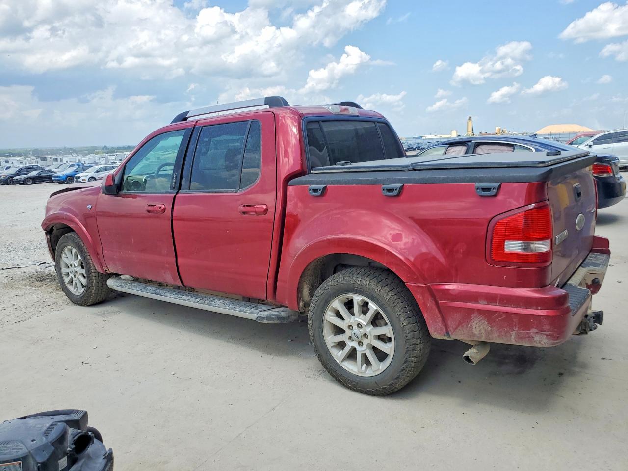 1FMEU53807UB24387 · 2007 FORD EXPLORER SPORT TRAC · 2/12
