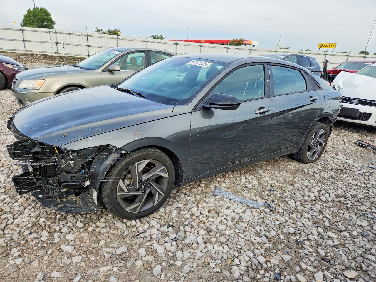 KMHLM4DG9SU063301 · 2025 HYUNDAI ELANTRA