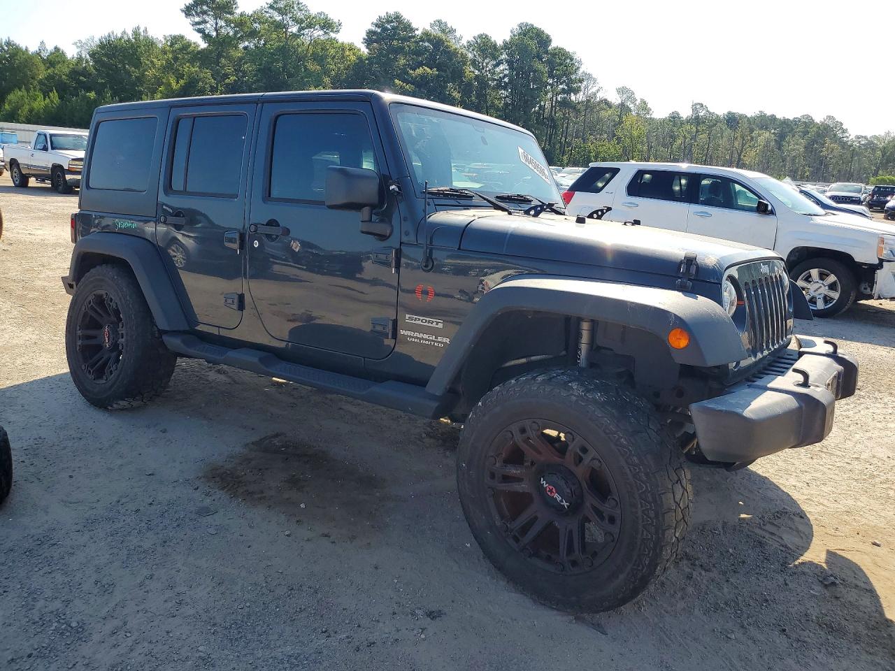 1C4BJWDG1HL662468 · 2017 JEEP WRANGLER UNLIMITED · 4/14
