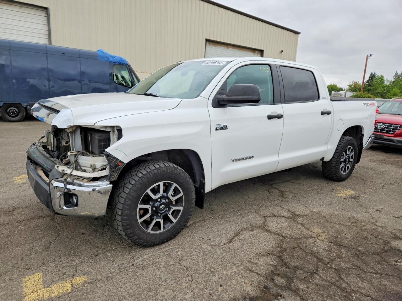 5TFDY5F19KX863994 · 2019 TOYOTA TUNDRA