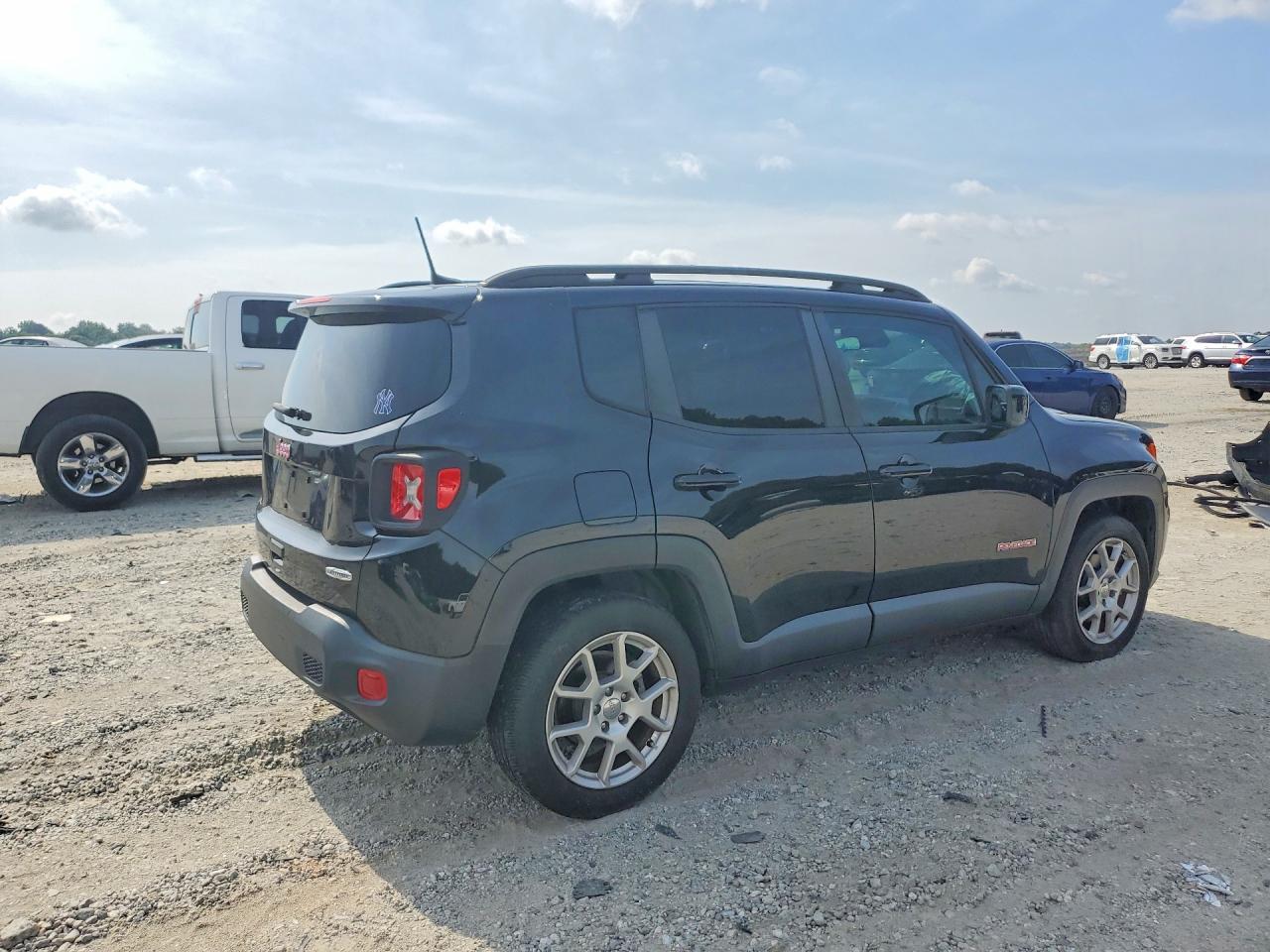 ZACNJABB6LPL29837 · 2020 JEEP RENEGADE · 3/12