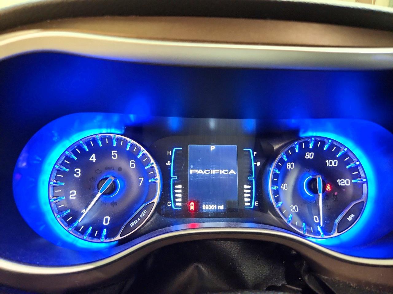 2C4RC1DG3HR614568 · 2017 CHRYSLER PACIFICA · 9/13