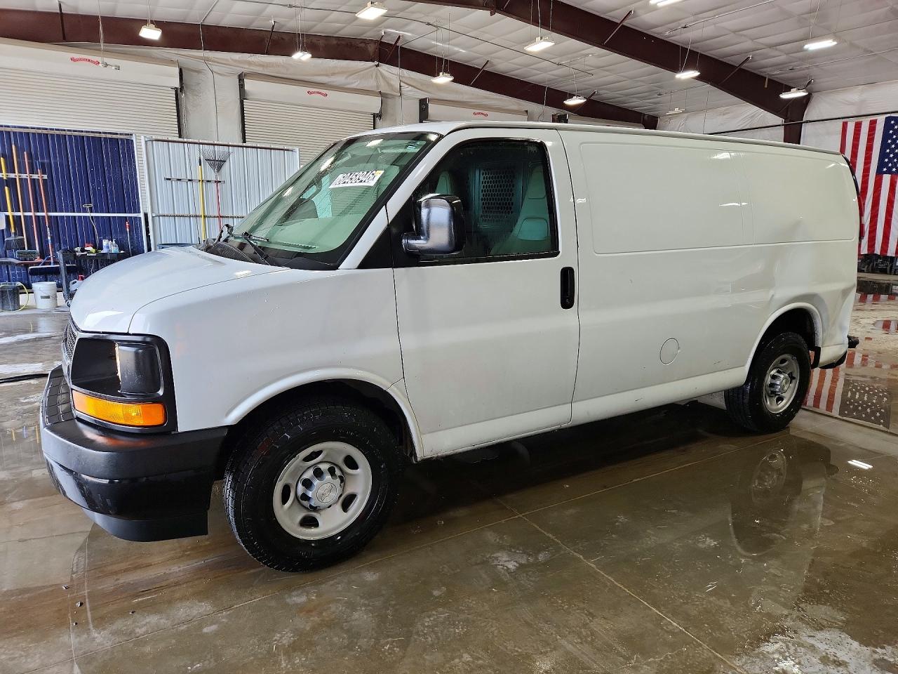 1GCWGAFGXH1342450 · 2017 CHEVROLET EXPRESS G2500