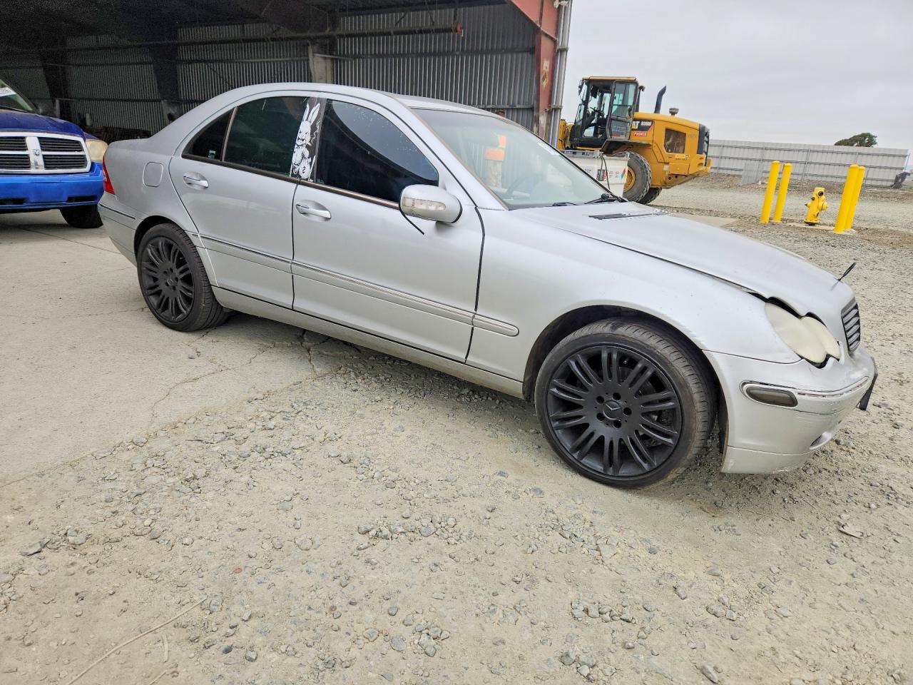 WDBRF61J53F441803 · 2003 MERCEDES-BENZ C · 4/12