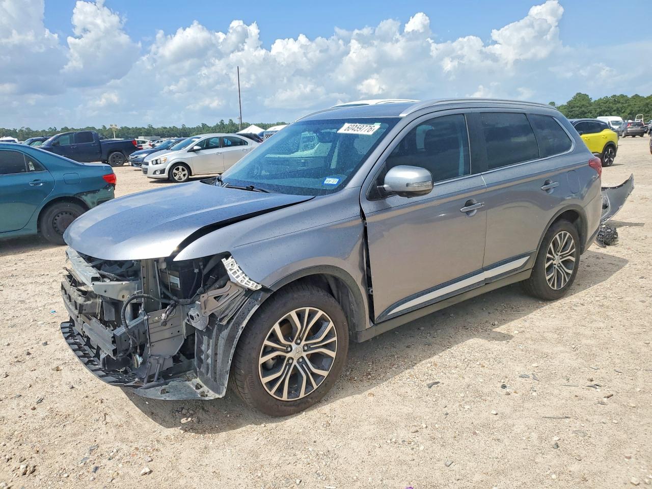 JA4AD3A39JJ001009 · 2018 MITSUBISHI OUTLANDER