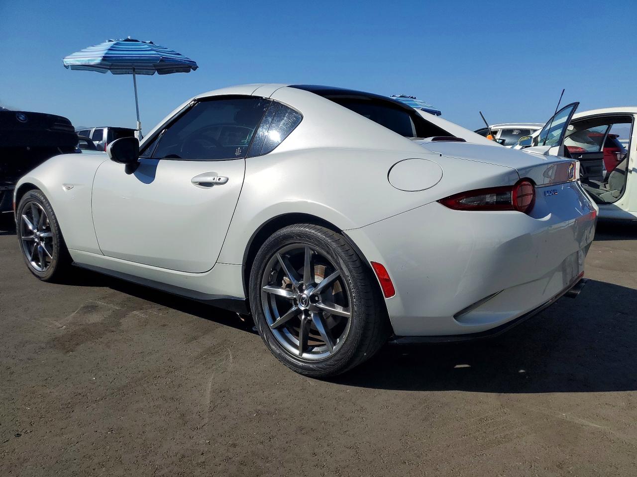 JM1NDAM78J0200259 · 2018 MAZDA MX-5 MIATA · 2/12