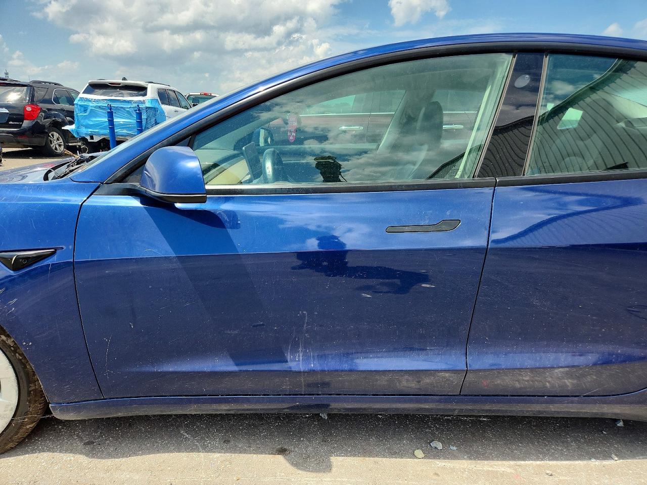 5YJ3E1EA9NF368661 · 2022 TESLA MODEL 3 · 7/12