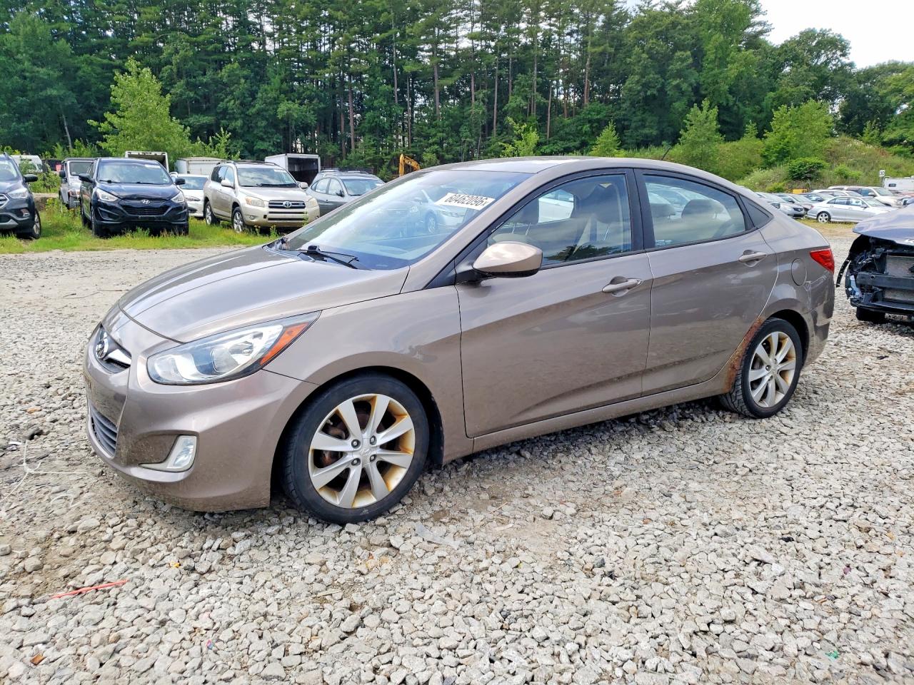 KMHCU4AE5DU463569 · 2013 HYUNDAI ACCENT