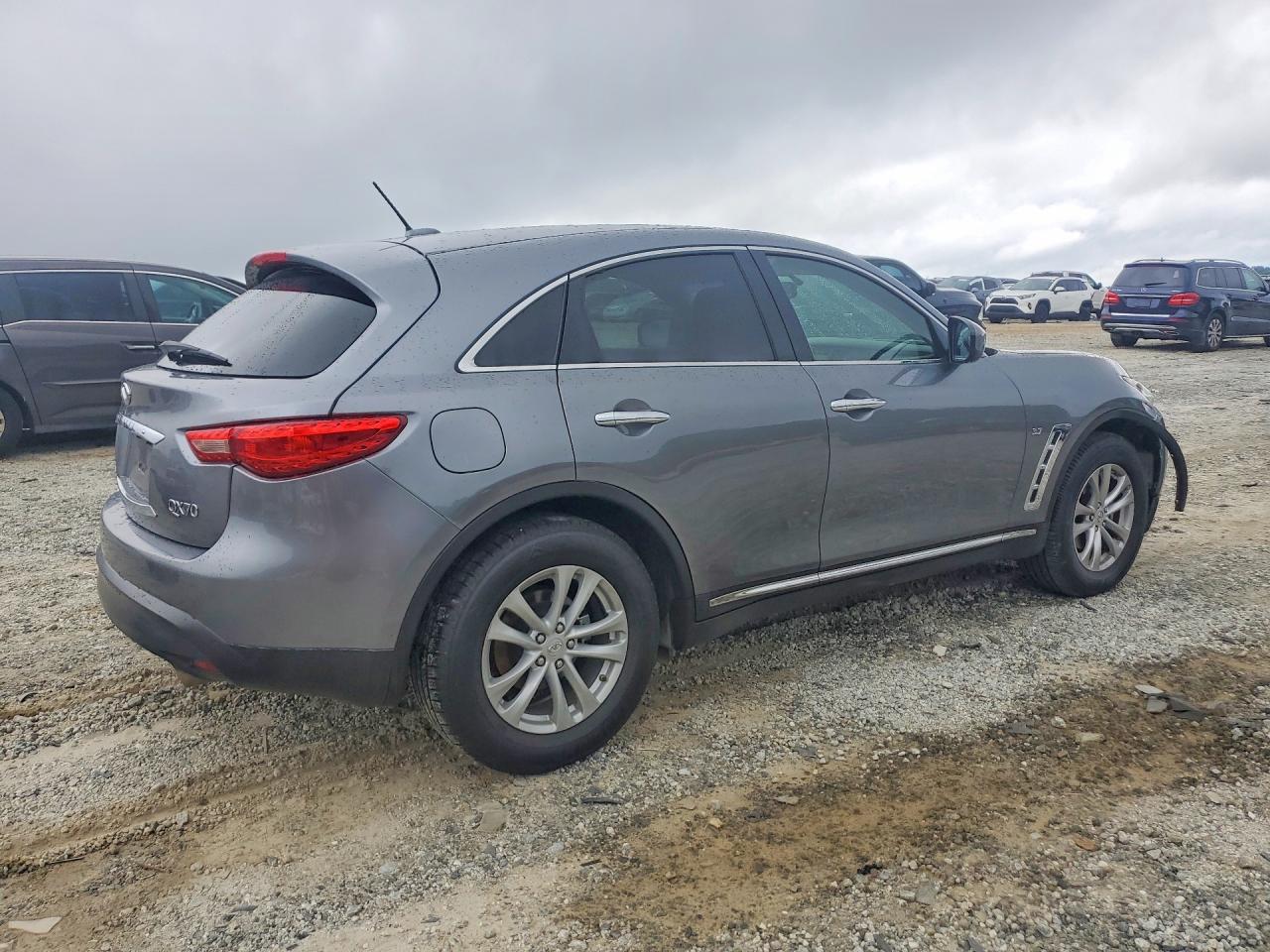 JN8CS1MW2HM414627 · 2017 INFINITI QX70 · 3/12
