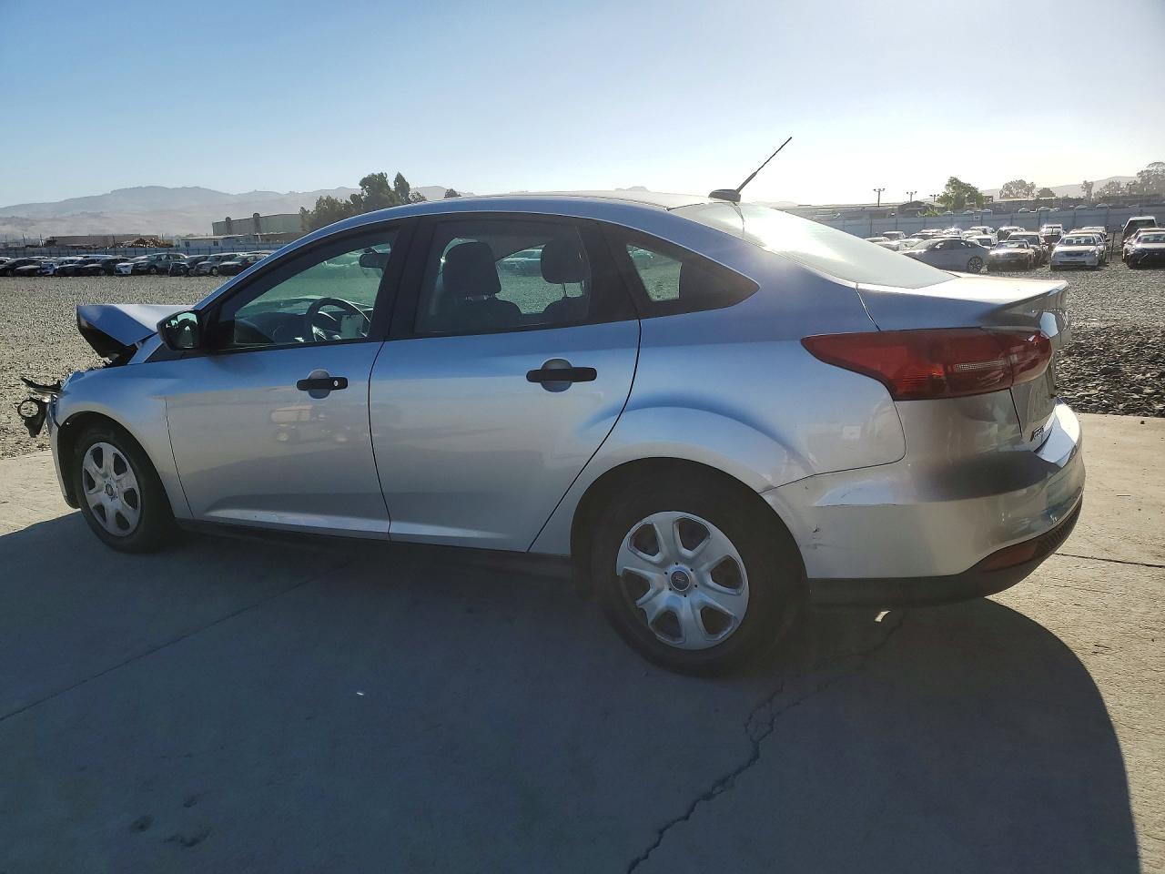 1FADP3E25JL288046 · 2018 FORD FOCUS · 2/12